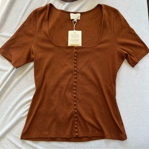 Sezane button scoop neck shirt 🧡